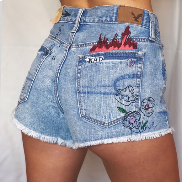 American Eagle Outfitters Pants - American Eagle Festival high rise shorts